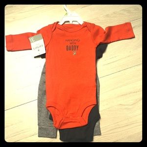 Carter’s 3 piece layette set 0-3 mo